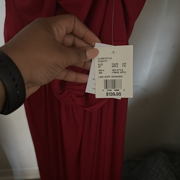 This is one of my bridesmaid dresses out of 3. Selling due to personal matters. - Picture 2 of 7